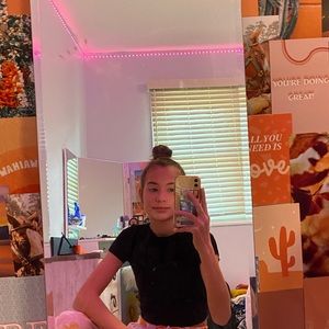 Meet your Posher, Maddi